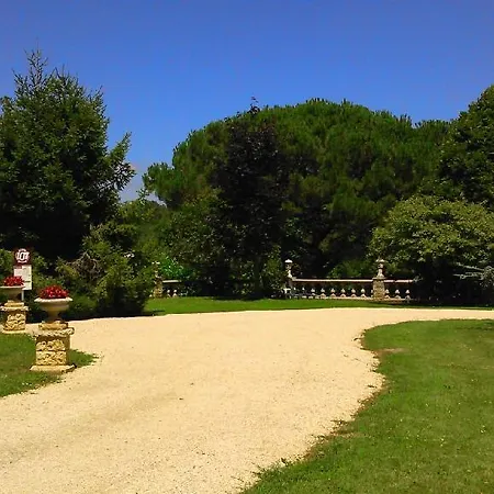 Nocleg ze śniadaniem Chateau De Rouffiac Duravel