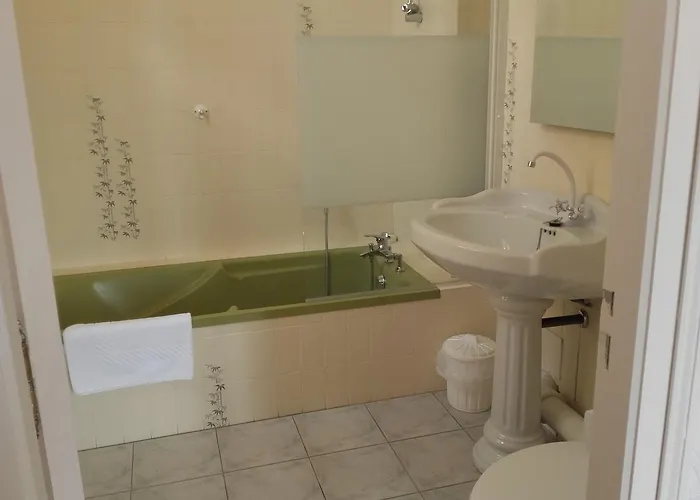 Chateau De Rouffiac Duravel