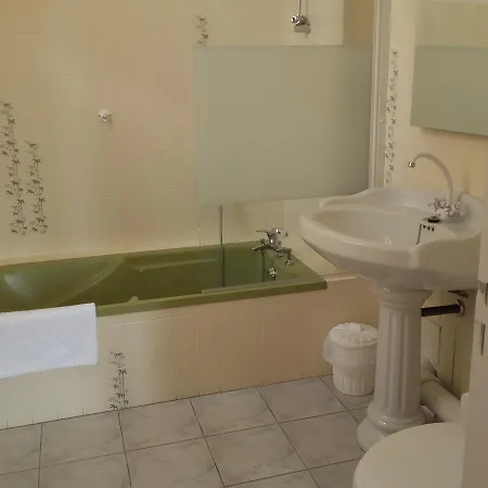 Chateau De Rouffiac Duravel